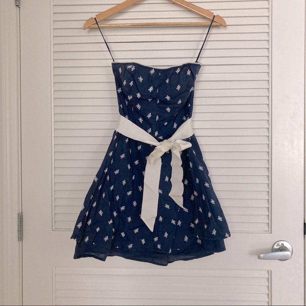 Floral Navy Blue Guess Strapless Dress, Size 1